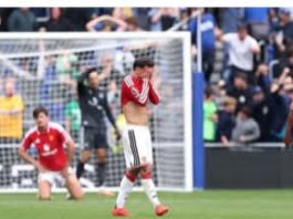 Manchester United Held to 2-2 Draw by Everton